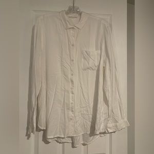 EUC white beach lunch lounge white shirt size XL